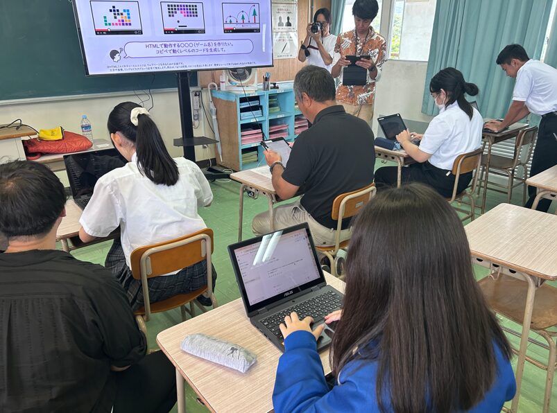それぞれが熱心に作業を進めていきます
